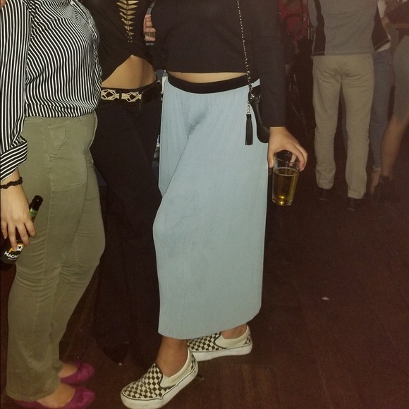 Zara Baby Blue Wide Legged Pleated Trouser - Picture 5 of 5